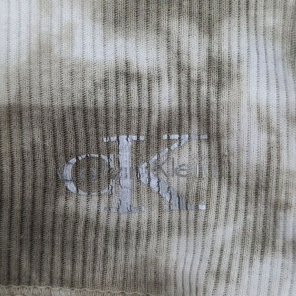 Calvin Klein   - Picture 6 of 8